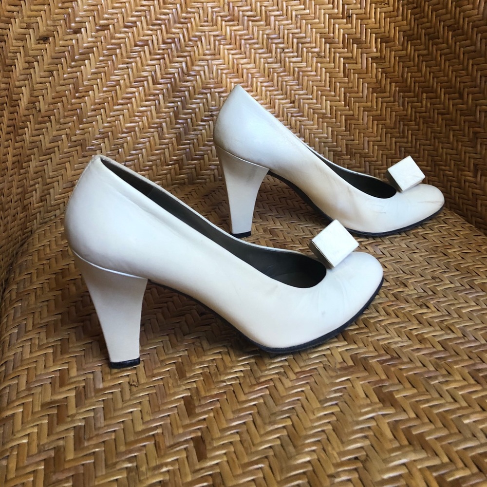 Vintage Charles Jourdan heels with 3D cube detail
